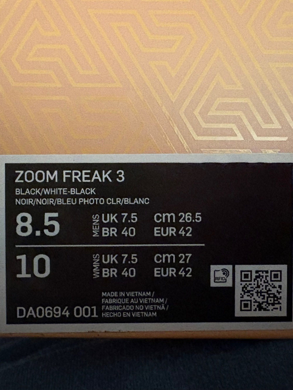NIKE Zoom Freak 3